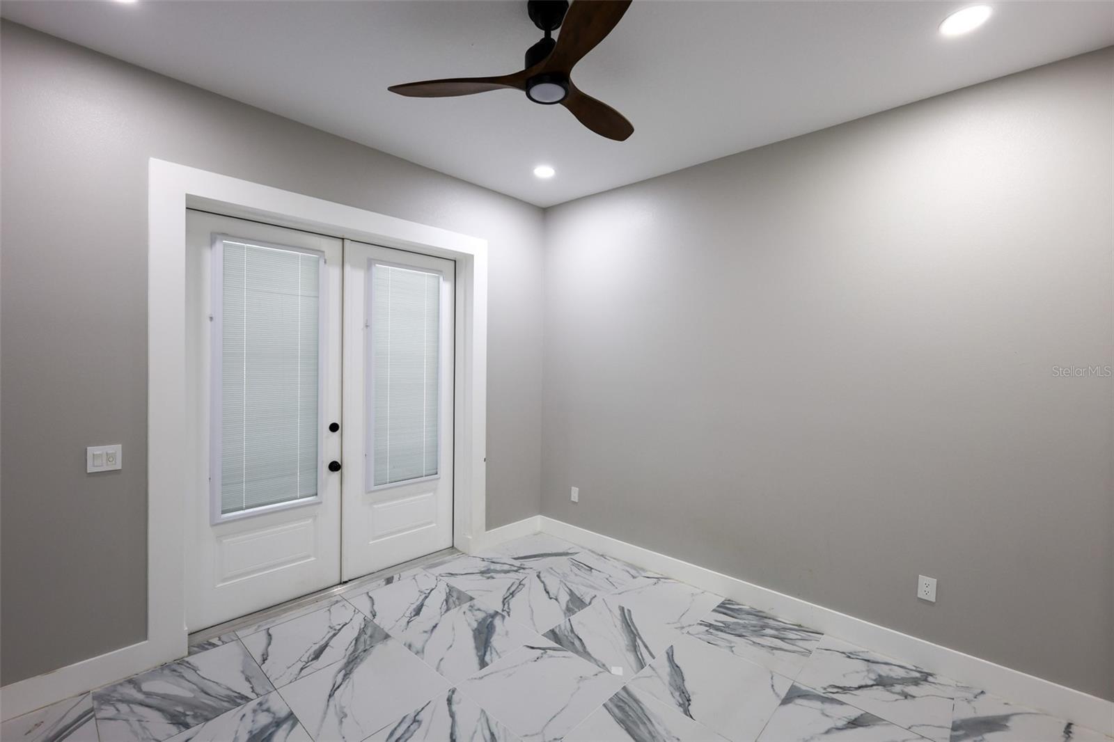 PINELLAS PARK - Residential Lease