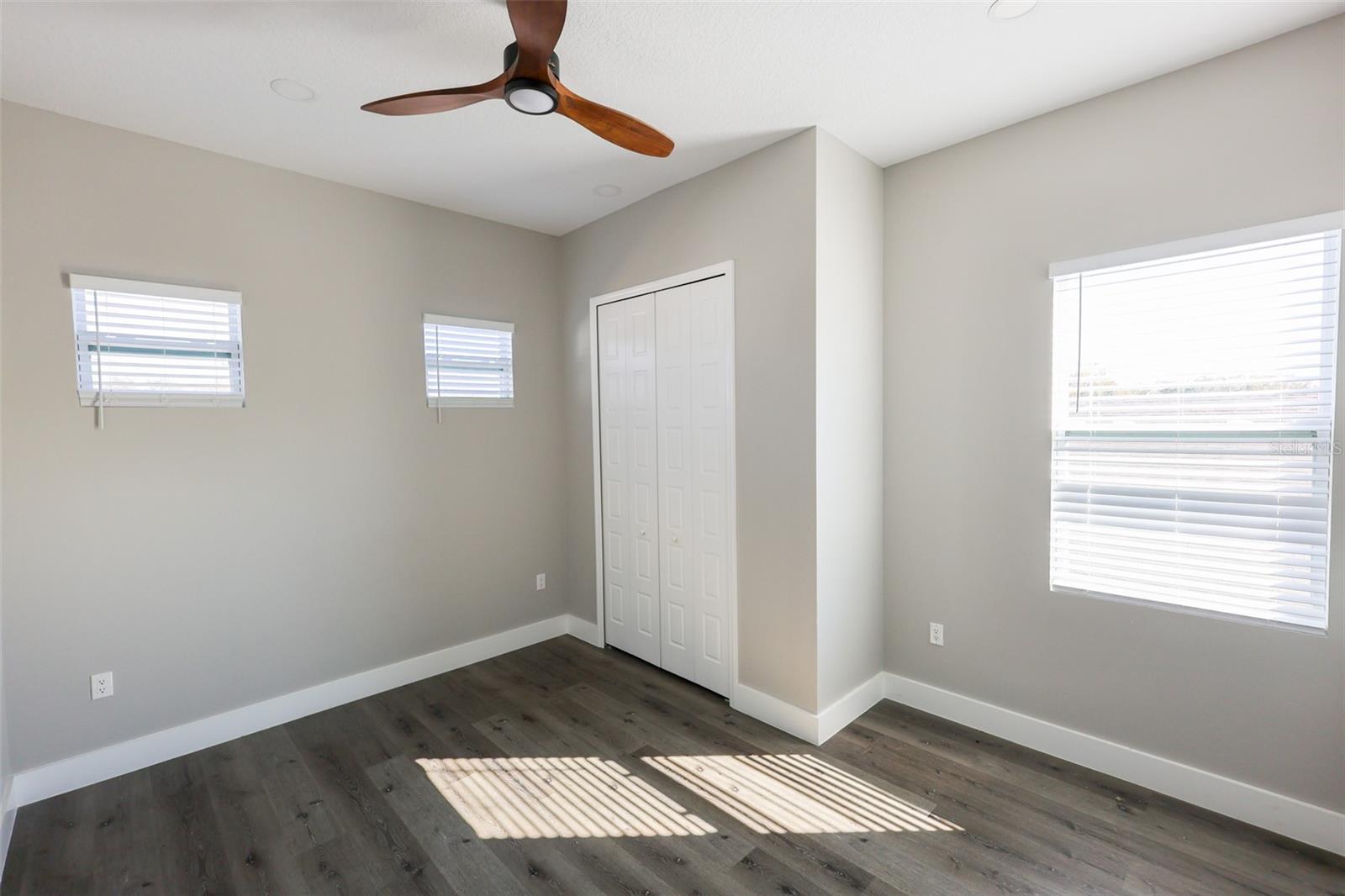 PINELLAS PARK - Residential Lease