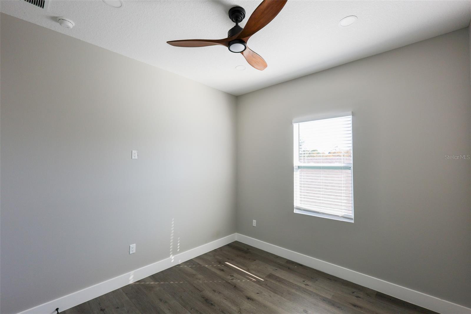 PINELLAS PARK - Residential Lease