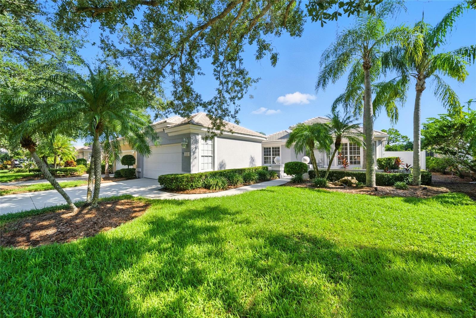 7131 KENSINGTON COURT