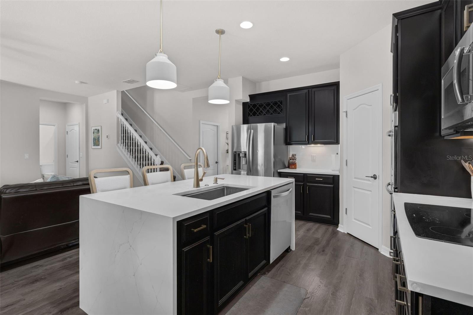 WATERSIDE POINTE PH 2B - Residential