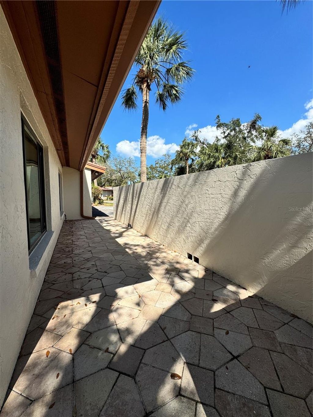 Photo of 6403 Meadowlark Lane, Bradenton, FL 34210 (MLS # A4688931)