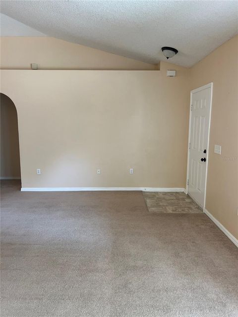 A home in MINNEOLA