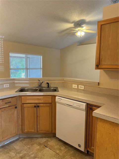 A home in MINNEOLA