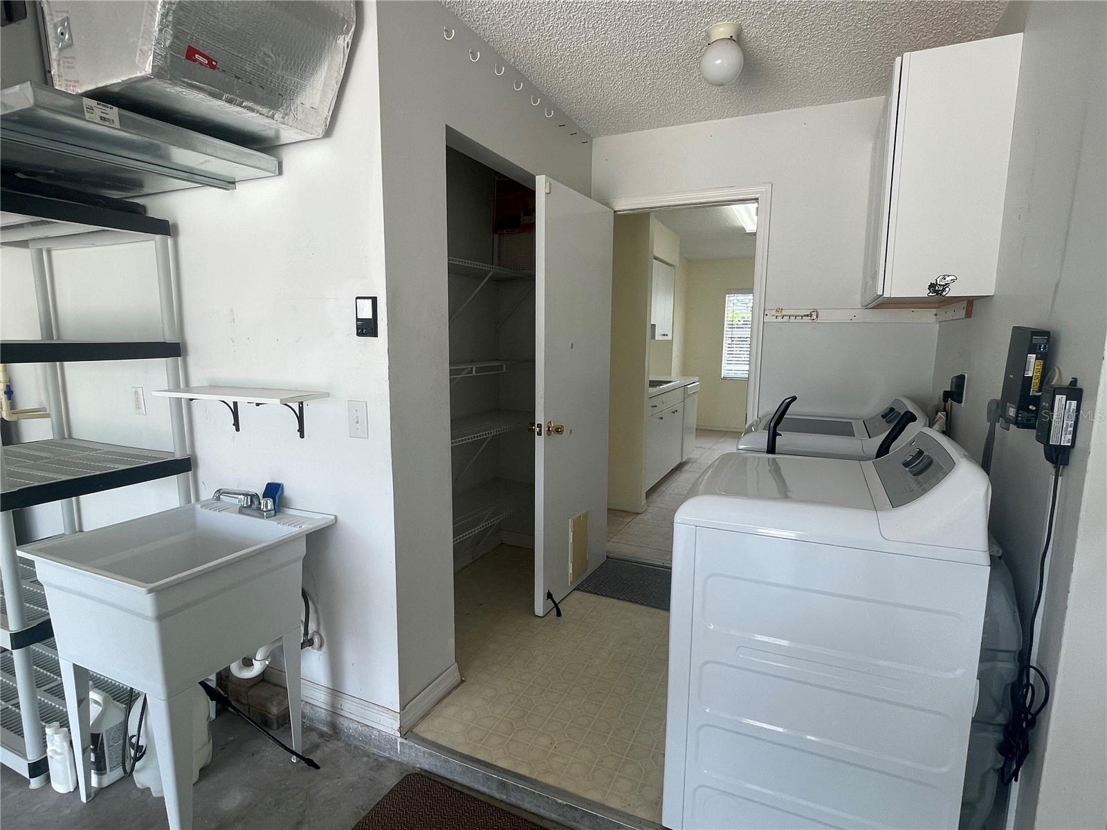 SUN CITY CENTER UNIT 154 - Residential Lease