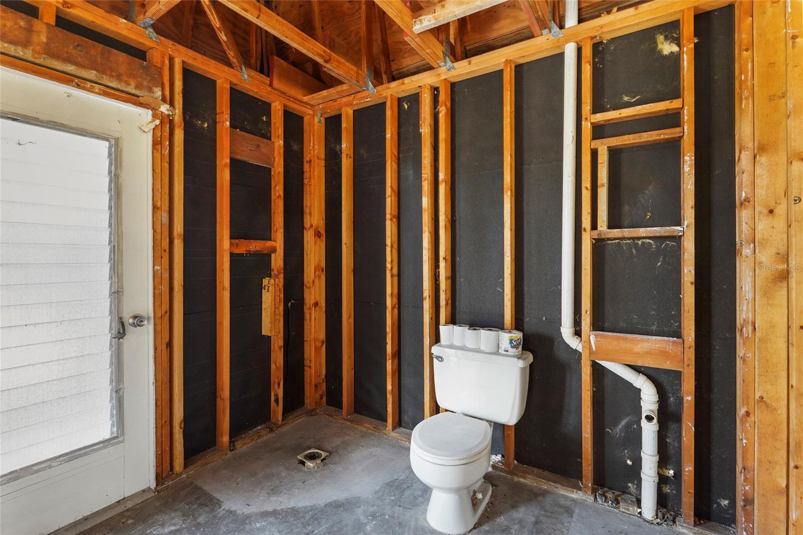 MISSION VALLEY ESTATES - Residential