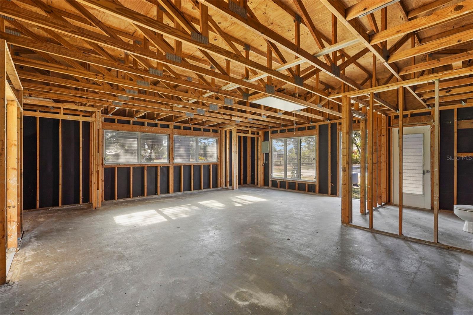 MISSION VALLEY ESTATES - Residential