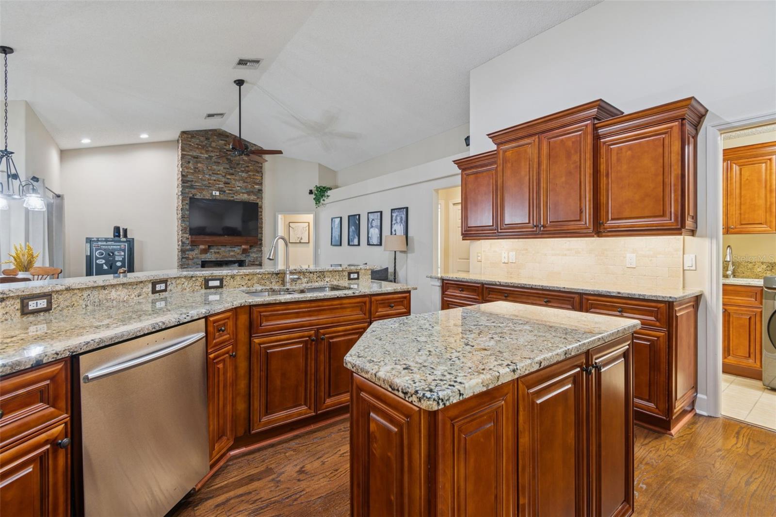 AYLESFORD PH 1 - Residential