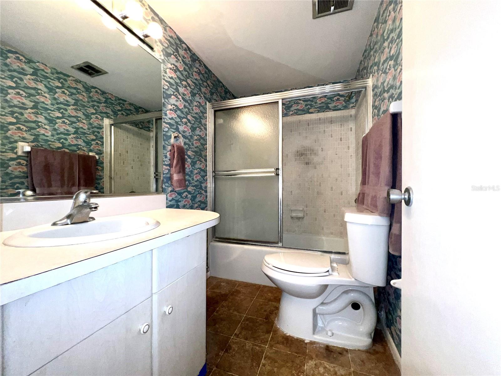 VILLAGE GREEN OF SARASOTA - Residential