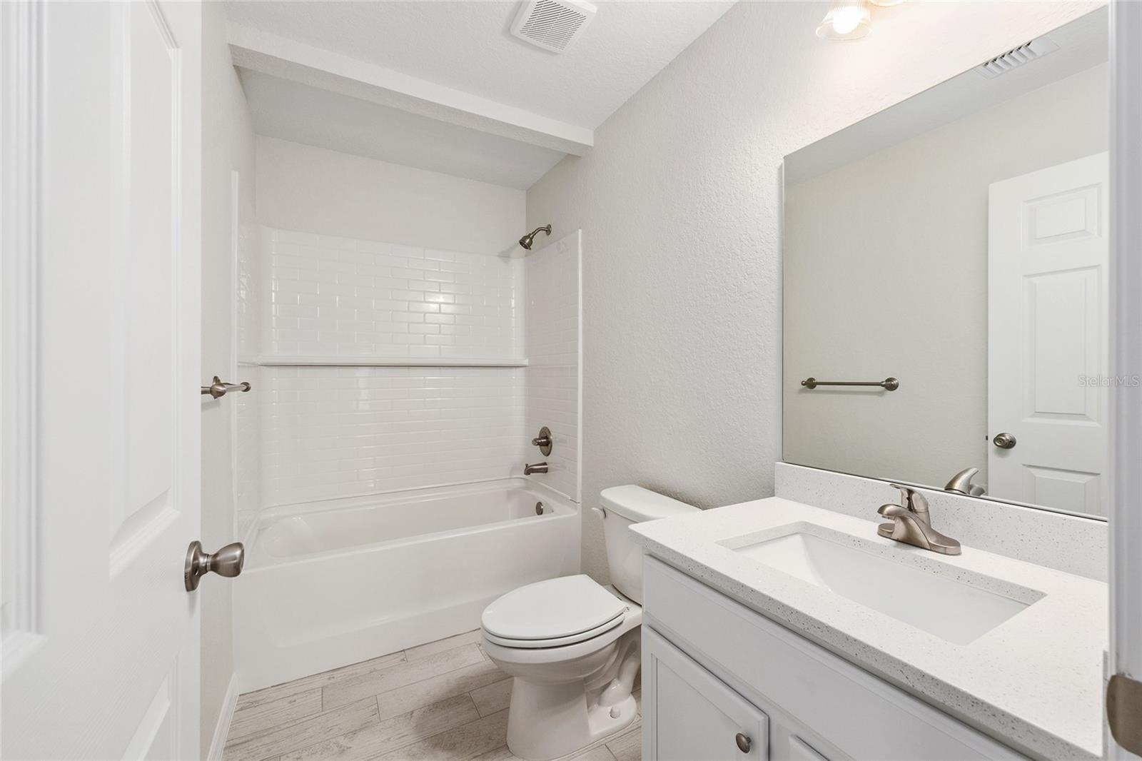 SILVER SPGS SHORES UN 24 - Residential