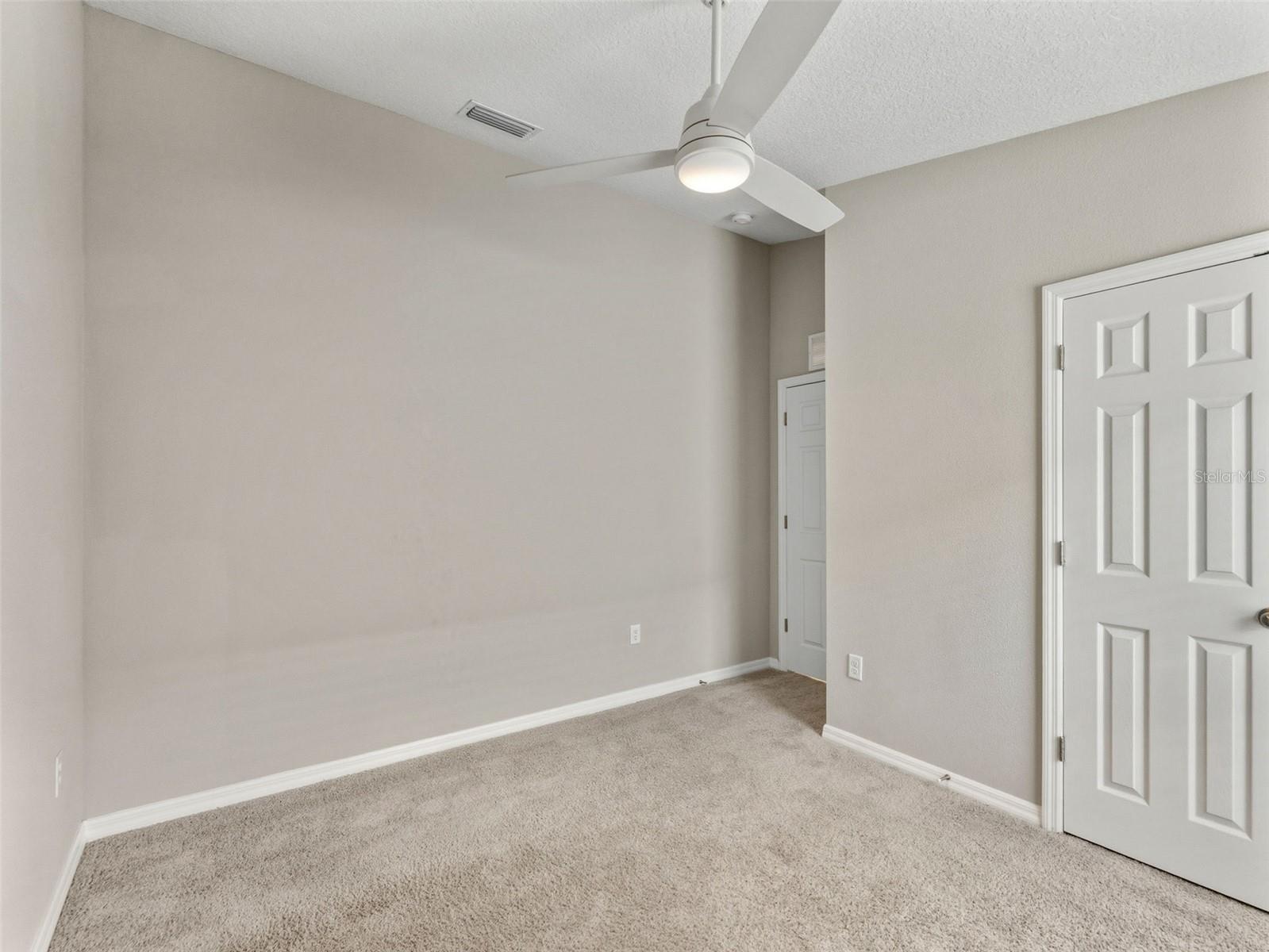 TRIPLE CRK VILLAGE M-2 - Residential Lease