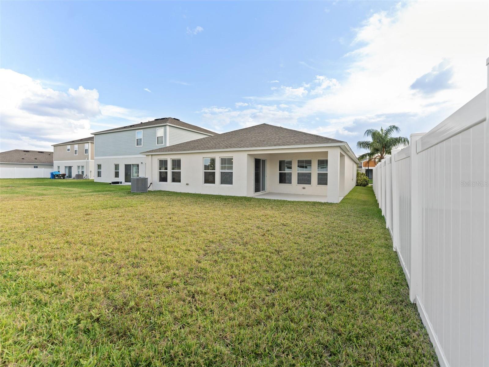 TRIPLE CRK VILLAGE M-2 - Residential Lease