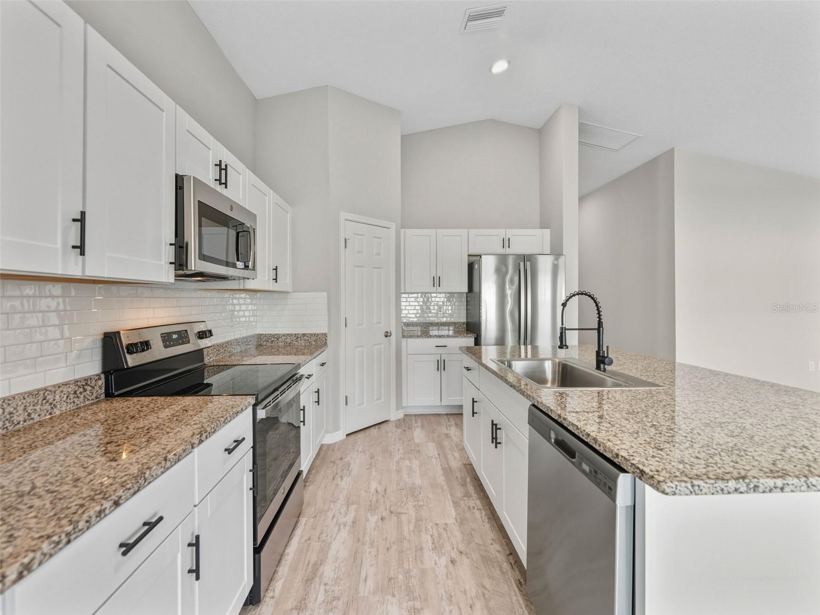 TRIPLE CRK VILLAGE M-2 - Residential Lease