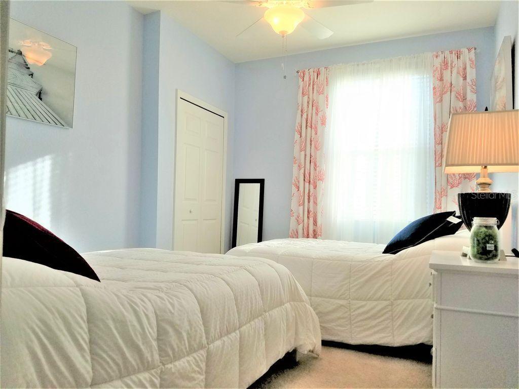 COACH HOMES I AT LAKEWOOD NATIONAL PH 12 - Residential Lease