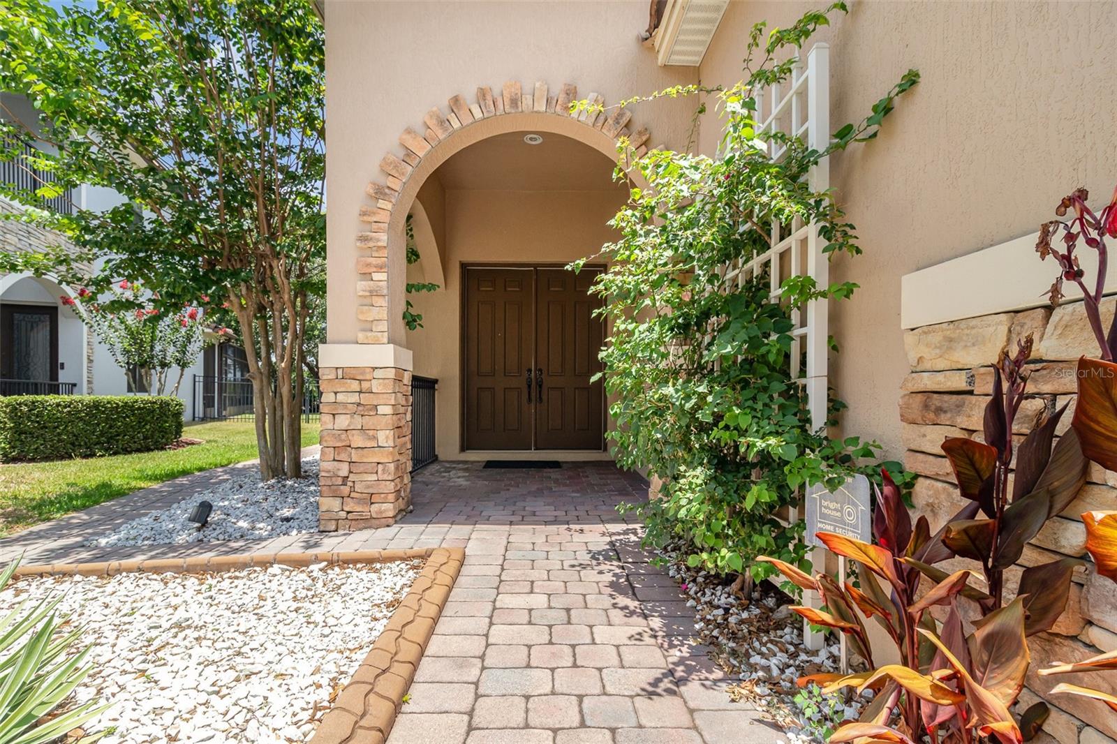 8162 PRESTBURY DRIVE