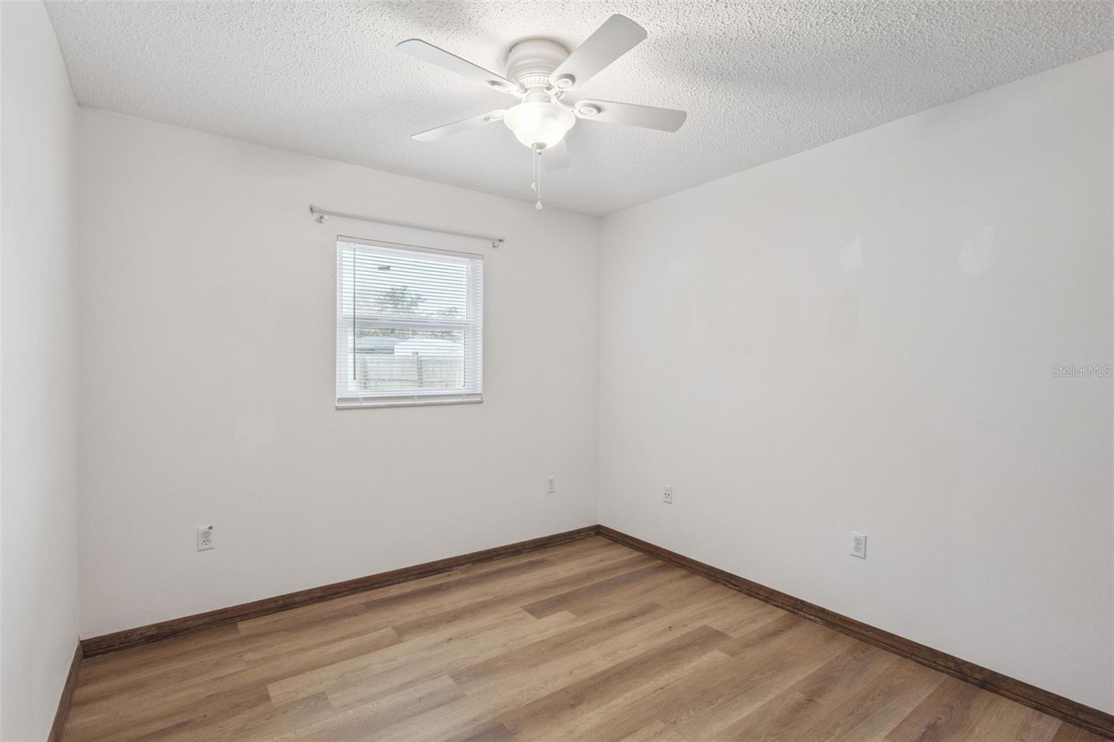 KINGS COVE - Residential