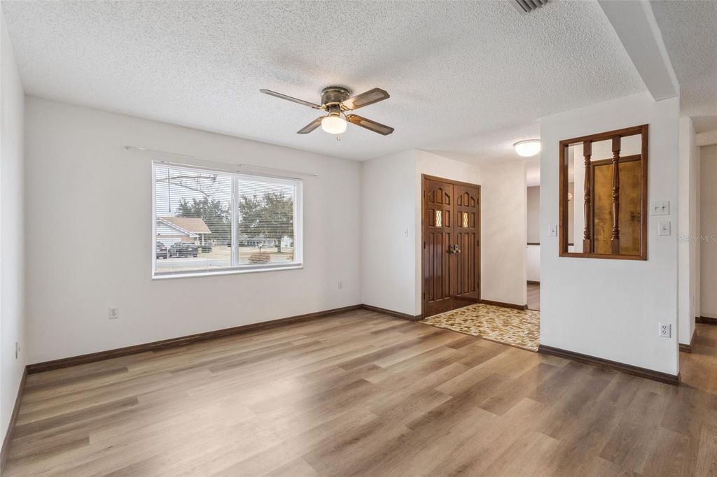 Photo of 35025 Raintree Drive, Fruitland Park, FL 34731 (MLS # G5108166)