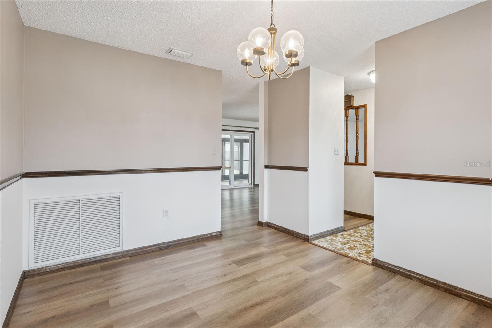 KINGS COVE - Residential