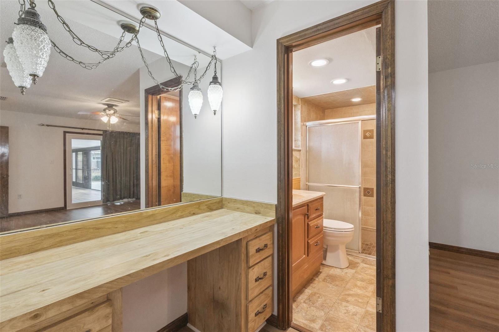 KINGS COVE - Residential