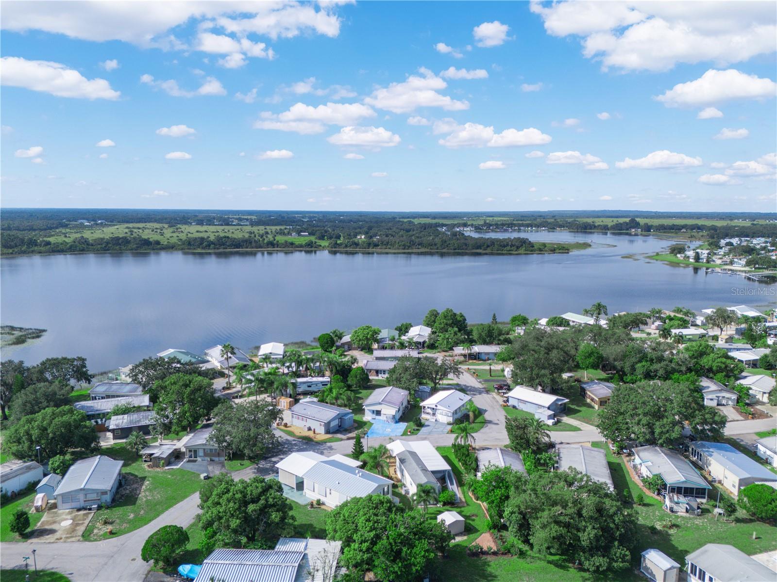 SADDLEBAG LAKE - Residential