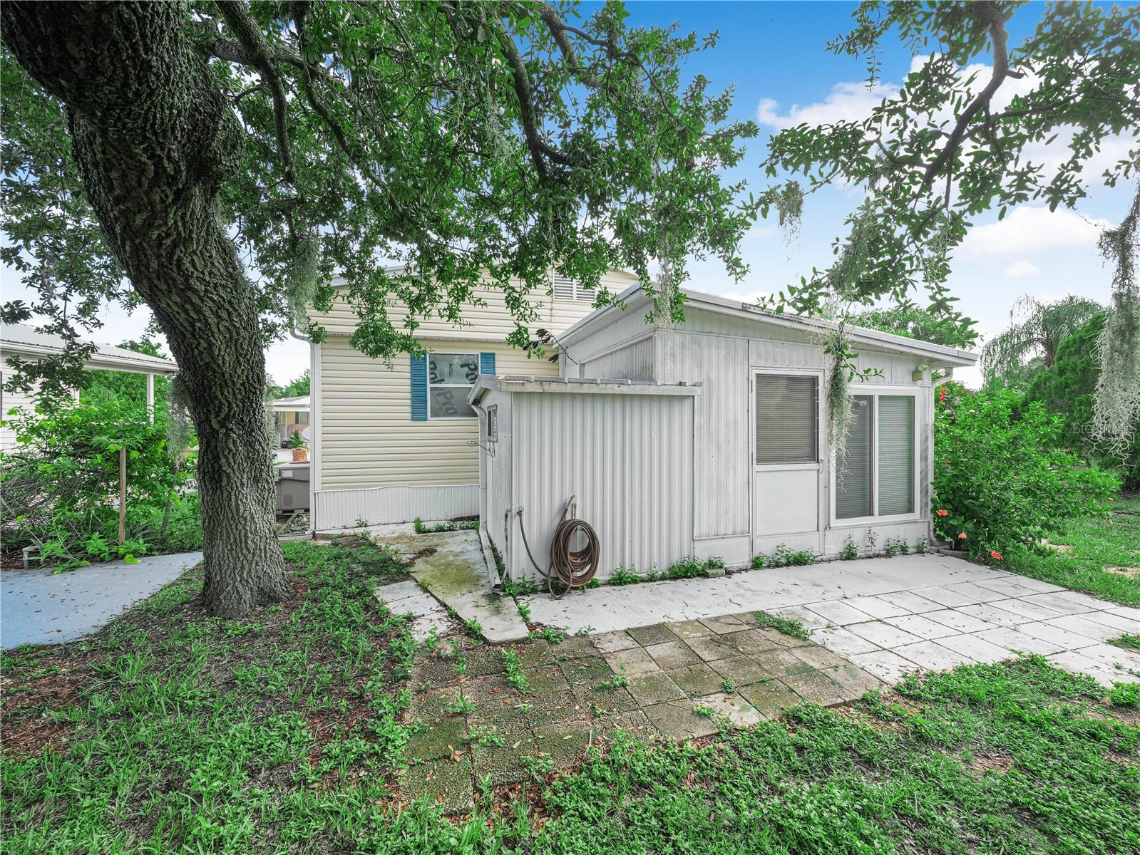 SADDLEBAG LAKE - Residential