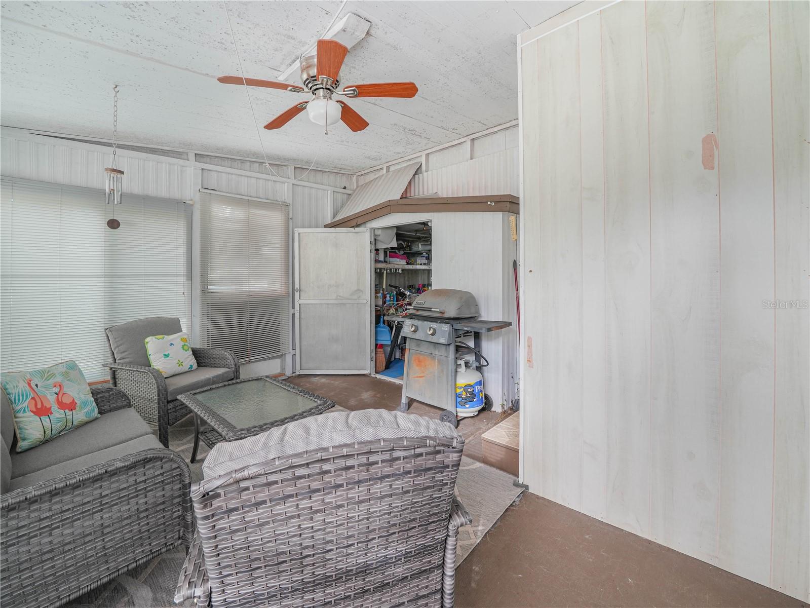 SADDLEBAG LAKE - Residential