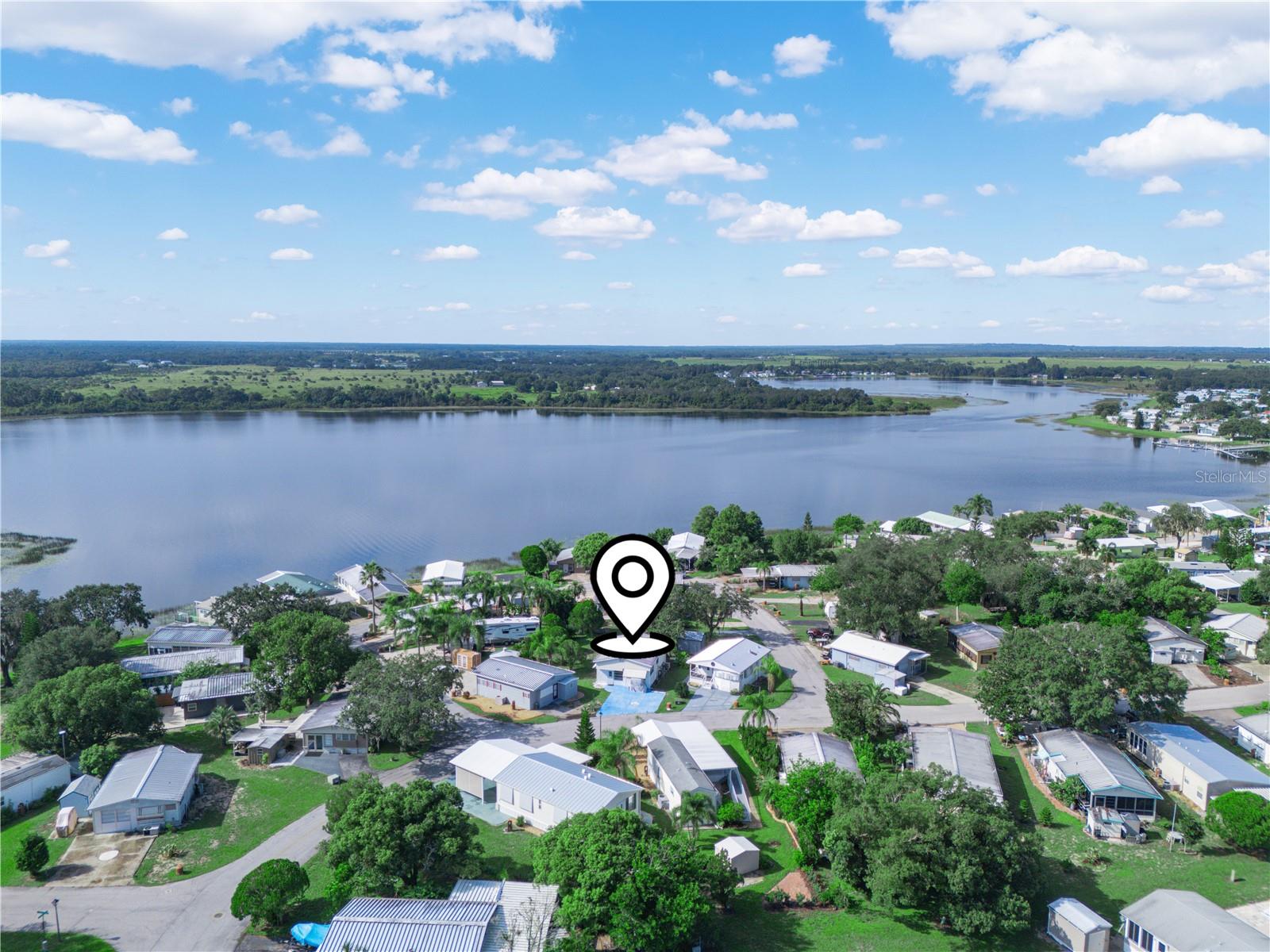 SADDLEBAG LAKE - Residential