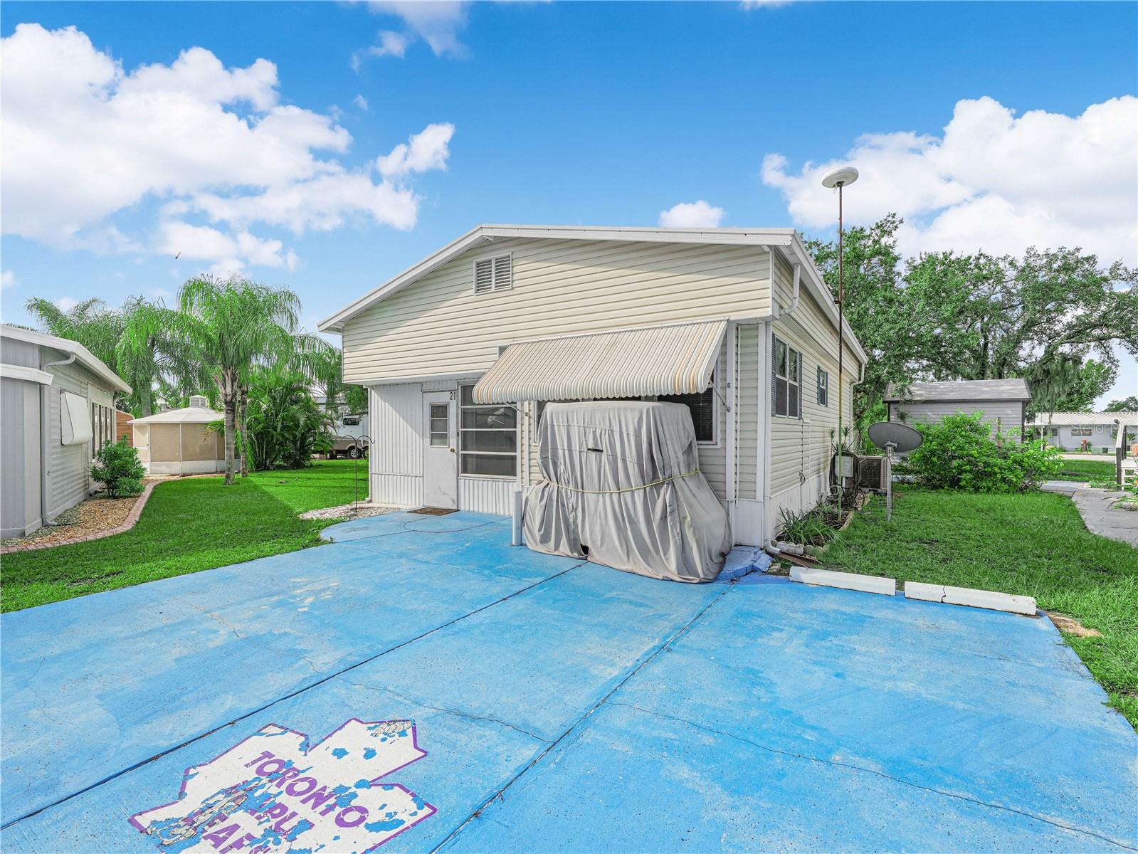 SADDLEBAG LAKE - Residential
