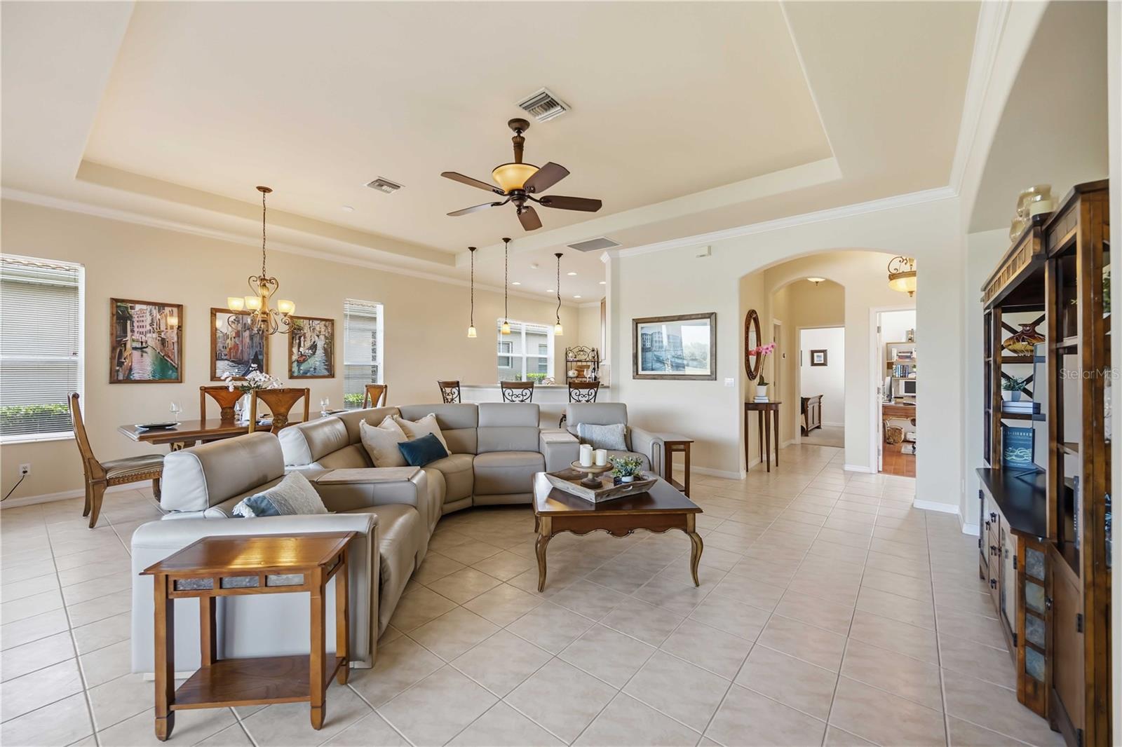 VENETIAN GOLF & RIV CLUB - Residential