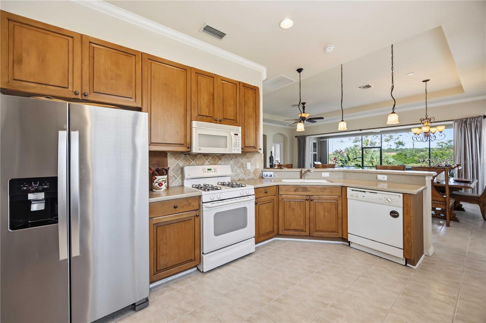 VENETIAN GOLF & RIV CLUB - Residential