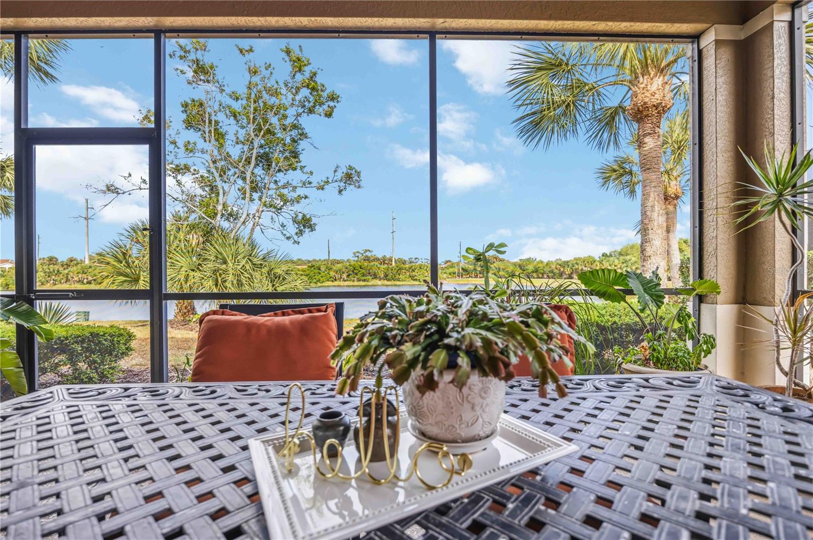 VENETIAN GOLF & RIV CLUB - Residential