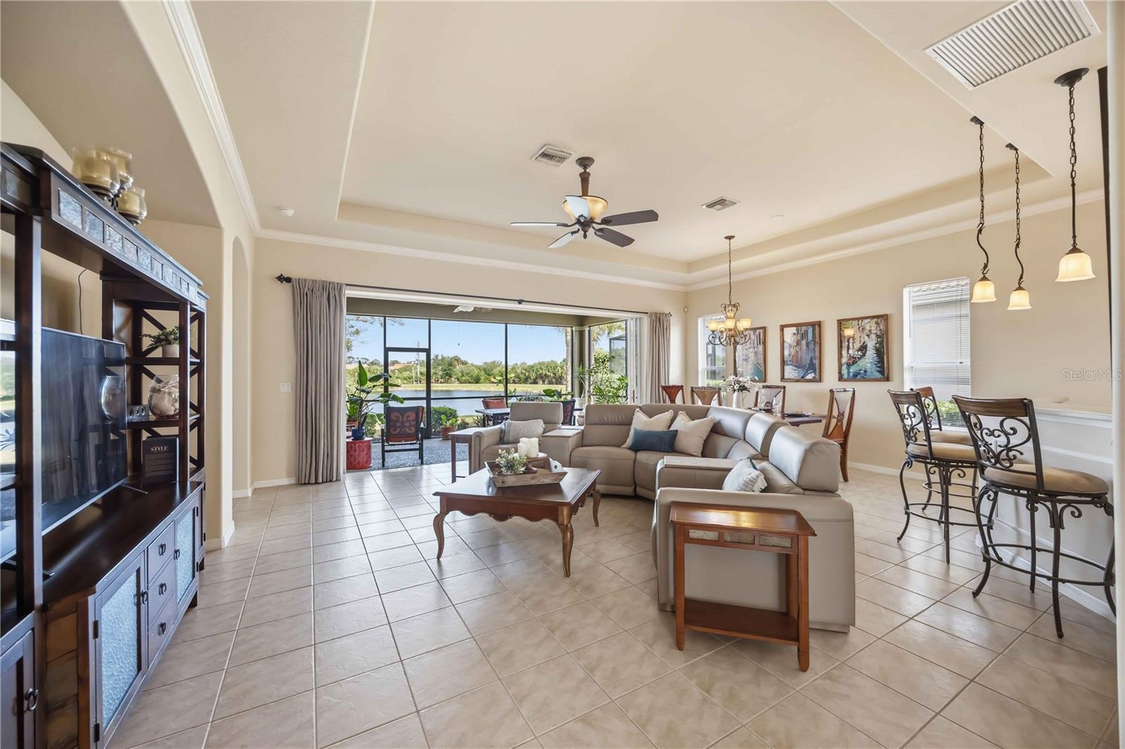 VENETIAN GOLF & RIV CLUB - Residential