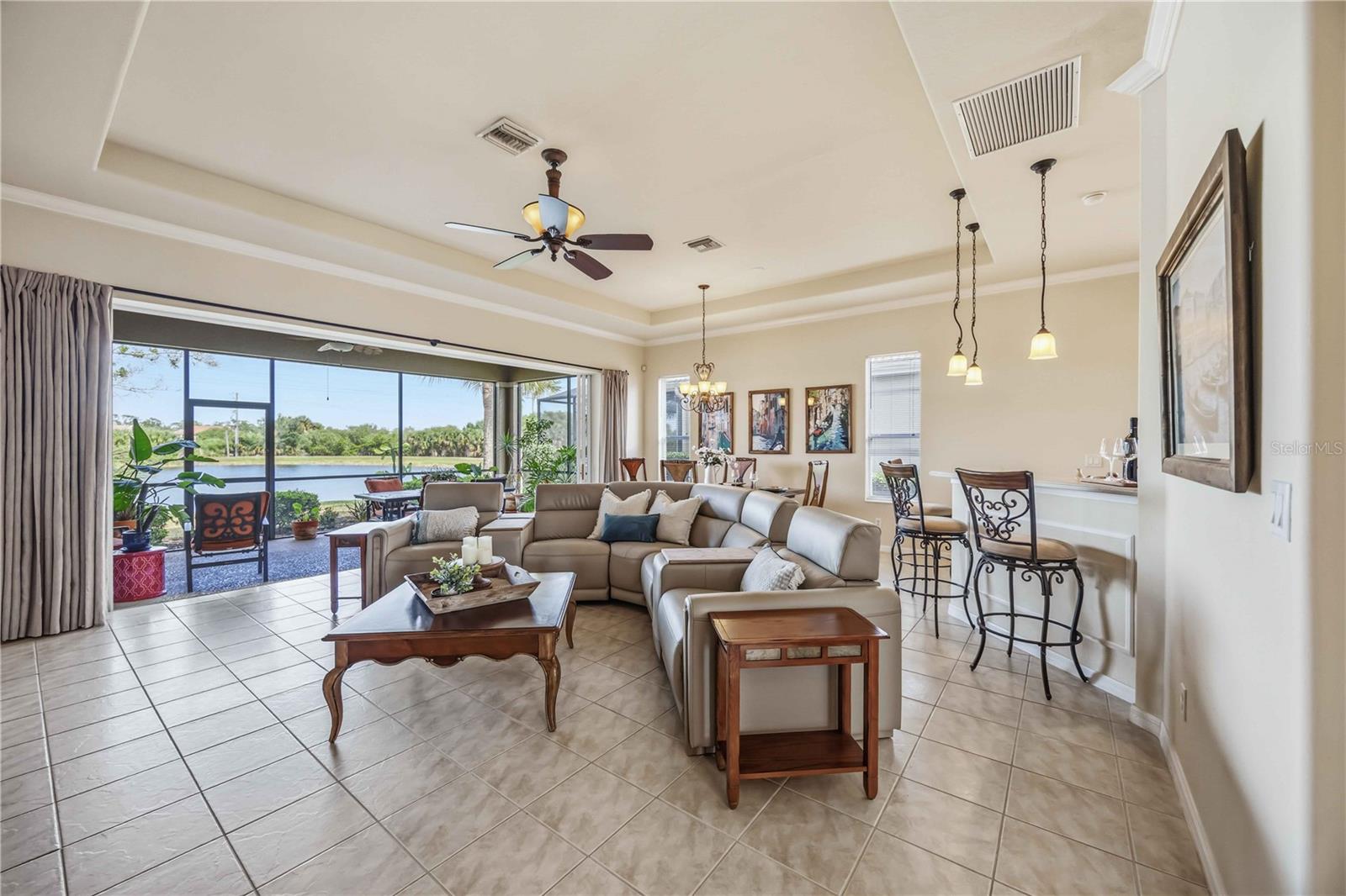 VENETIAN GOLF & RIV CLUB - Residential