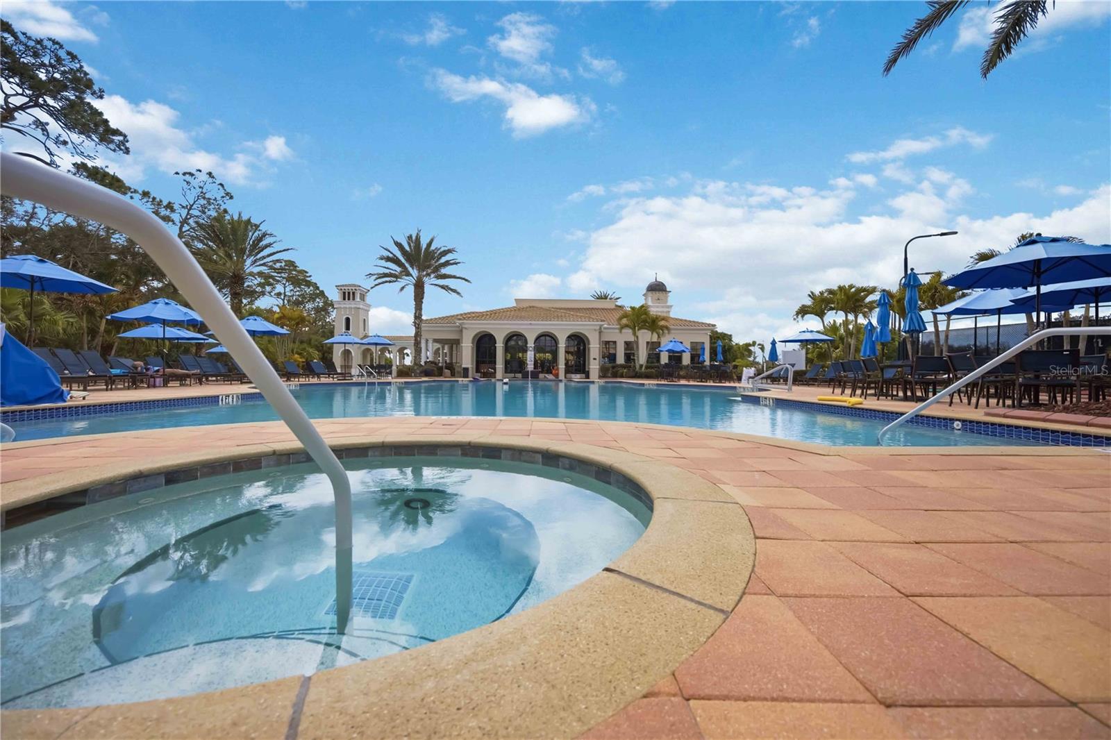 VENETIAN GOLF & RIV CLUB - Residential