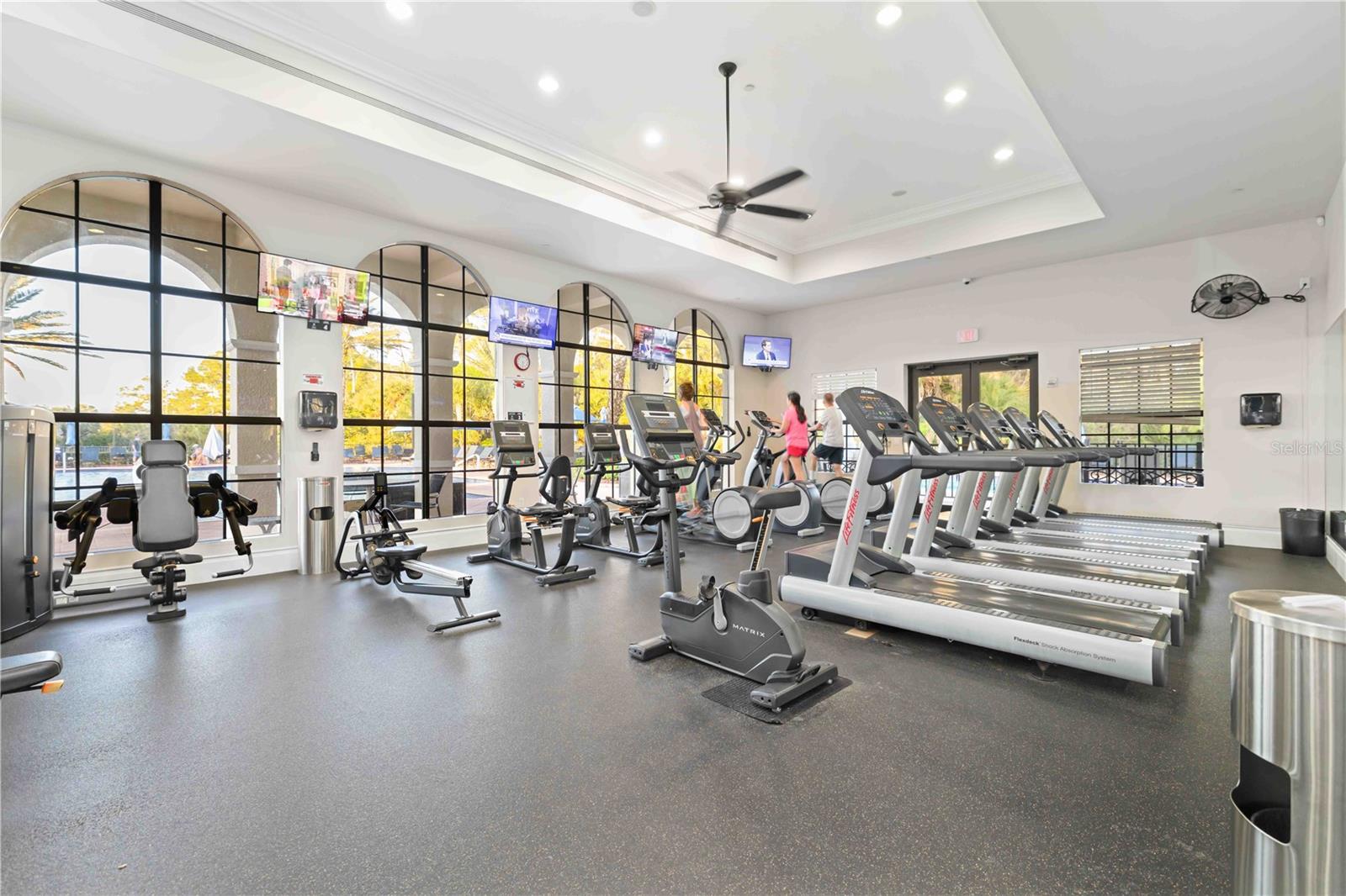 VENETIAN GOLF & RIV CLUB - Residential