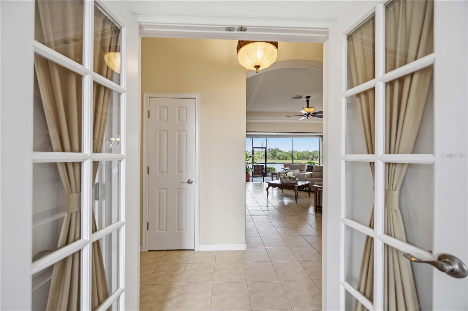 VENETIAN GOLF & RIV CLUB - Residential