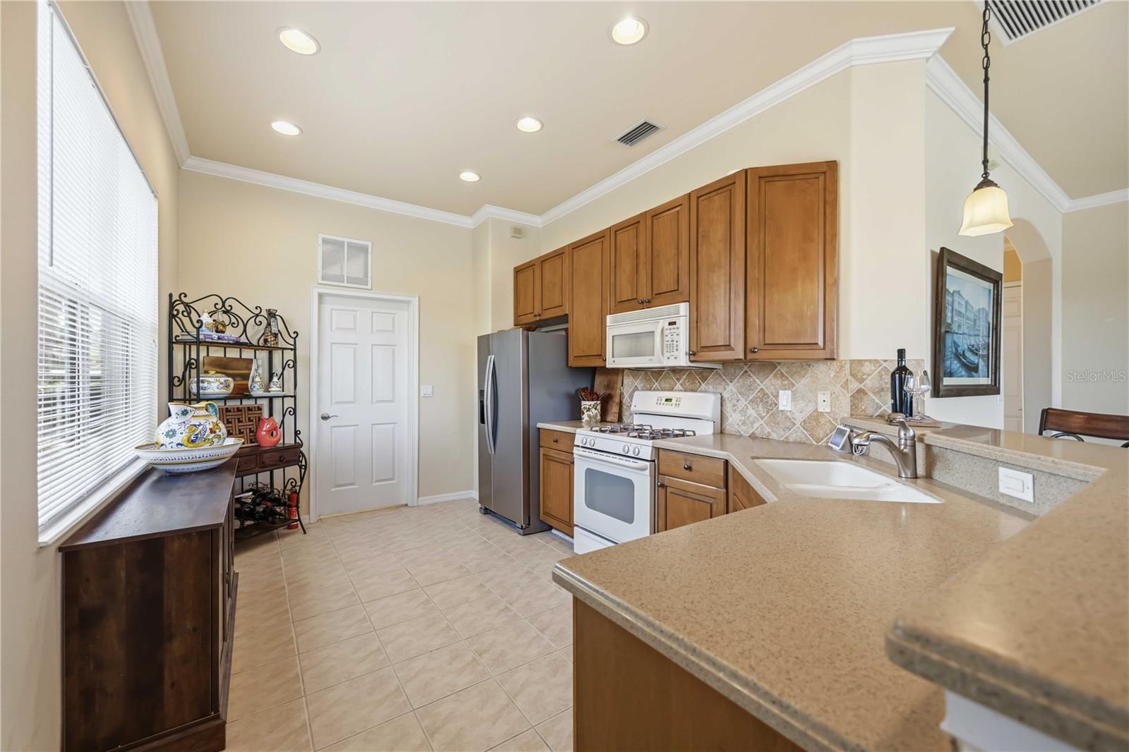 VENETIAN GOLF & RIV CLUB - Residential