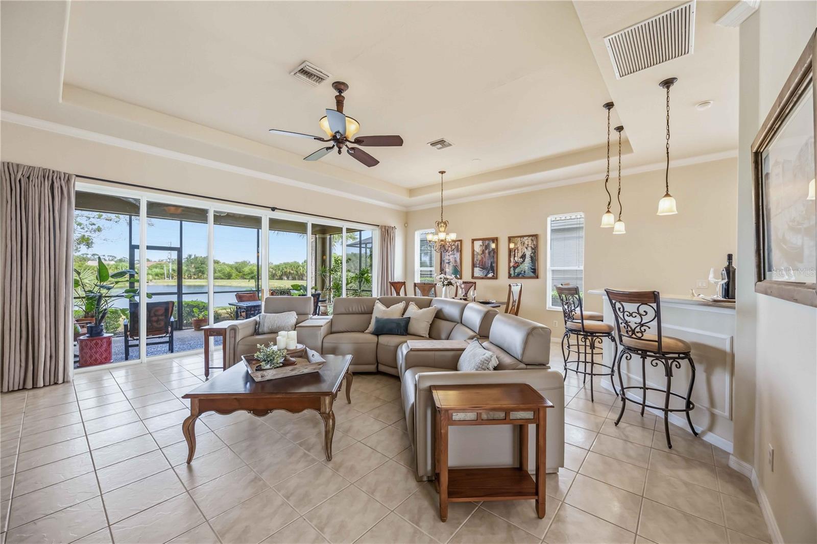 VENETIAN GOLF & RIV CLUB - Residential