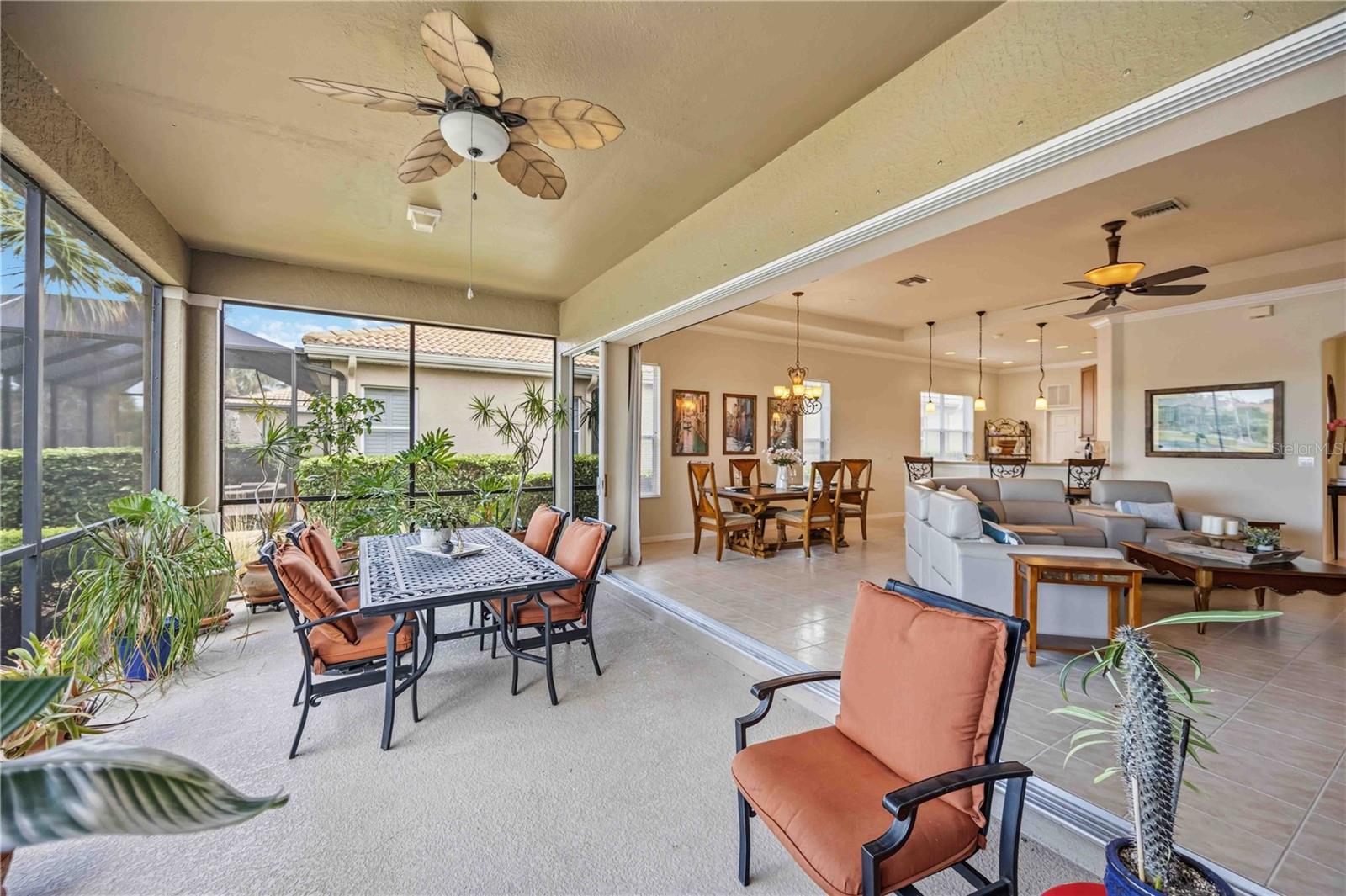 VENETIAN GOLF & RIV CLUB - Residential