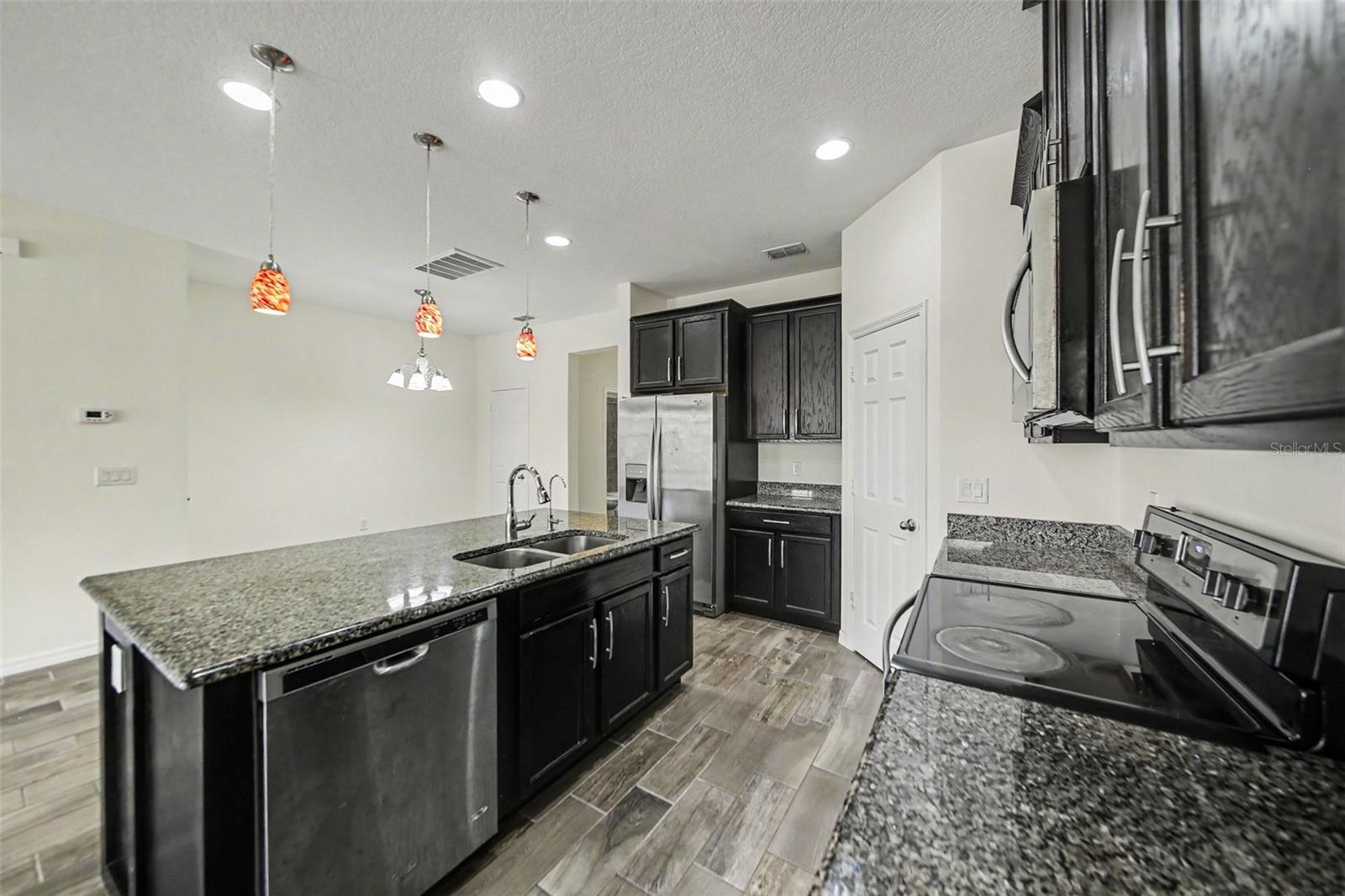 SUMMERLAKE PD PH 2C-2E - Residential