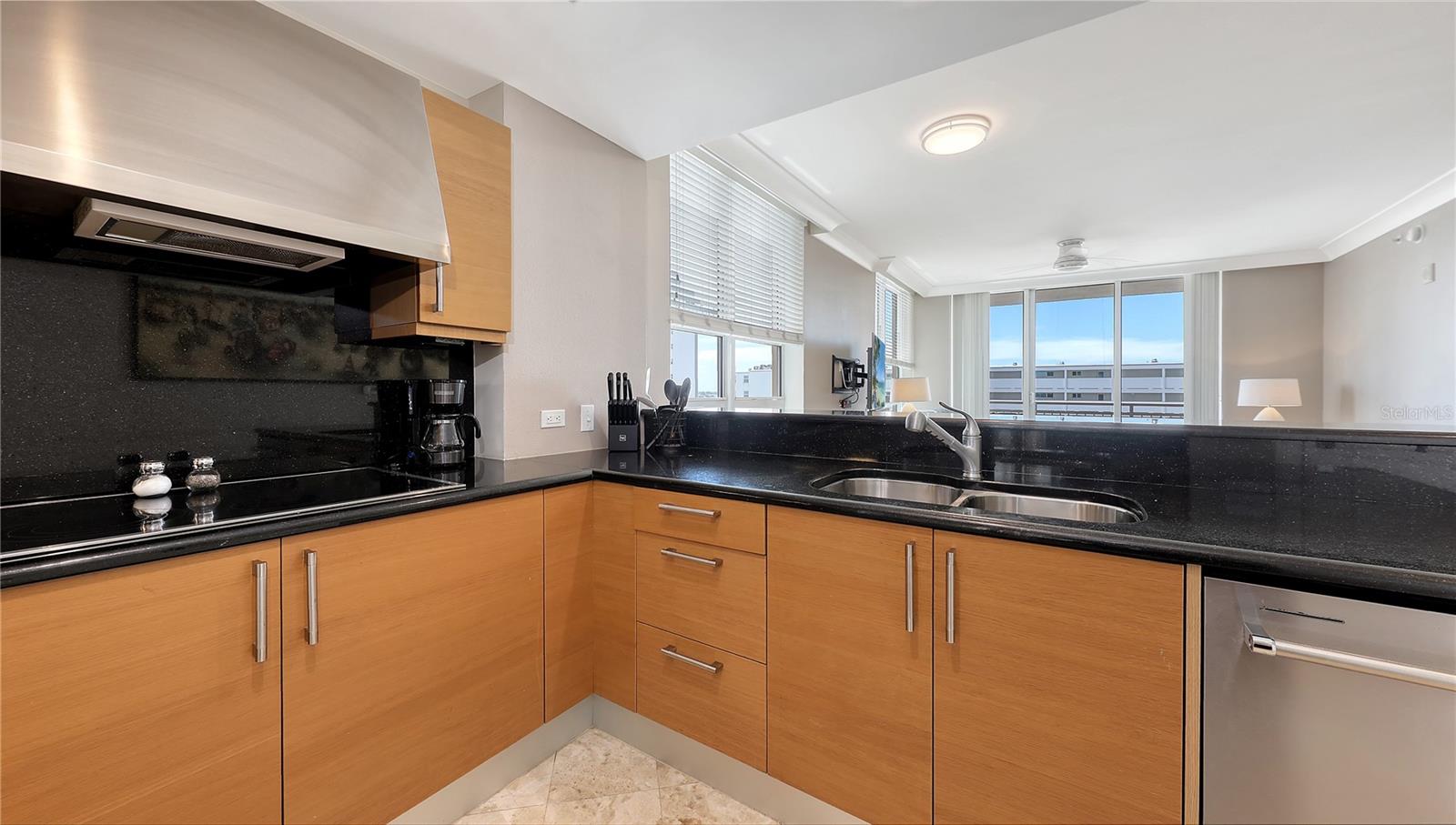 1350 MAIN RESIDENTIAL - Residential