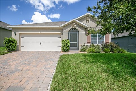 A home in TAVARES