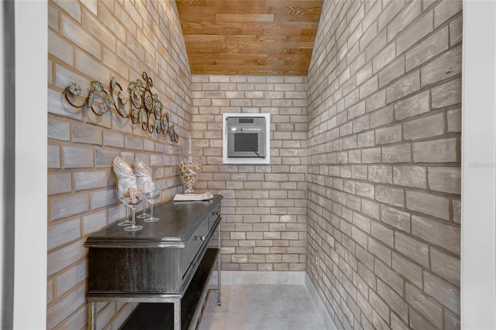 BAYOU CLUB ESTATES T - Residential