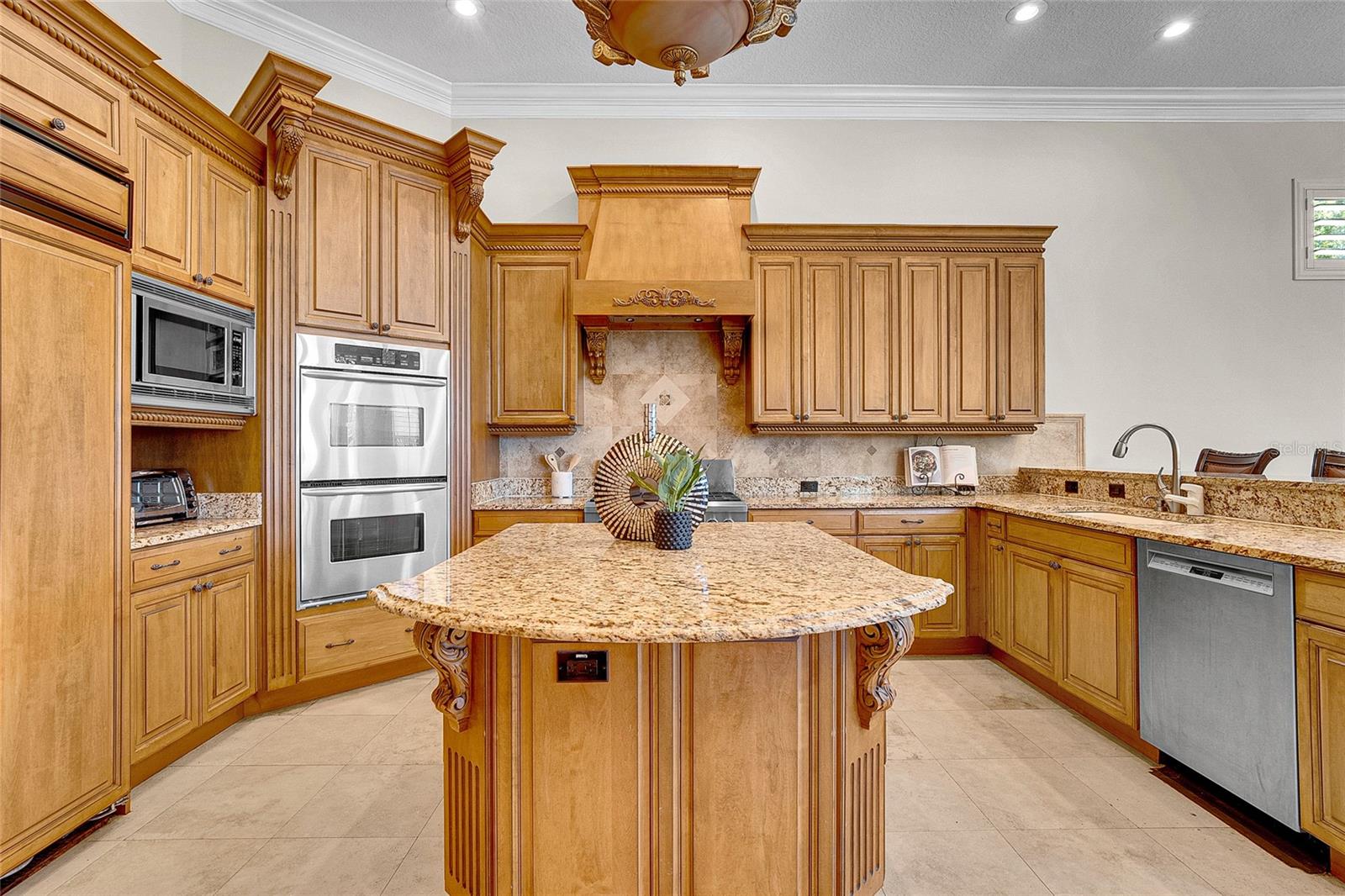 BAYOU CLUB ESTATES T - Residential