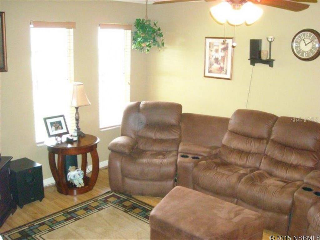 Florida Shores 01 - Residential