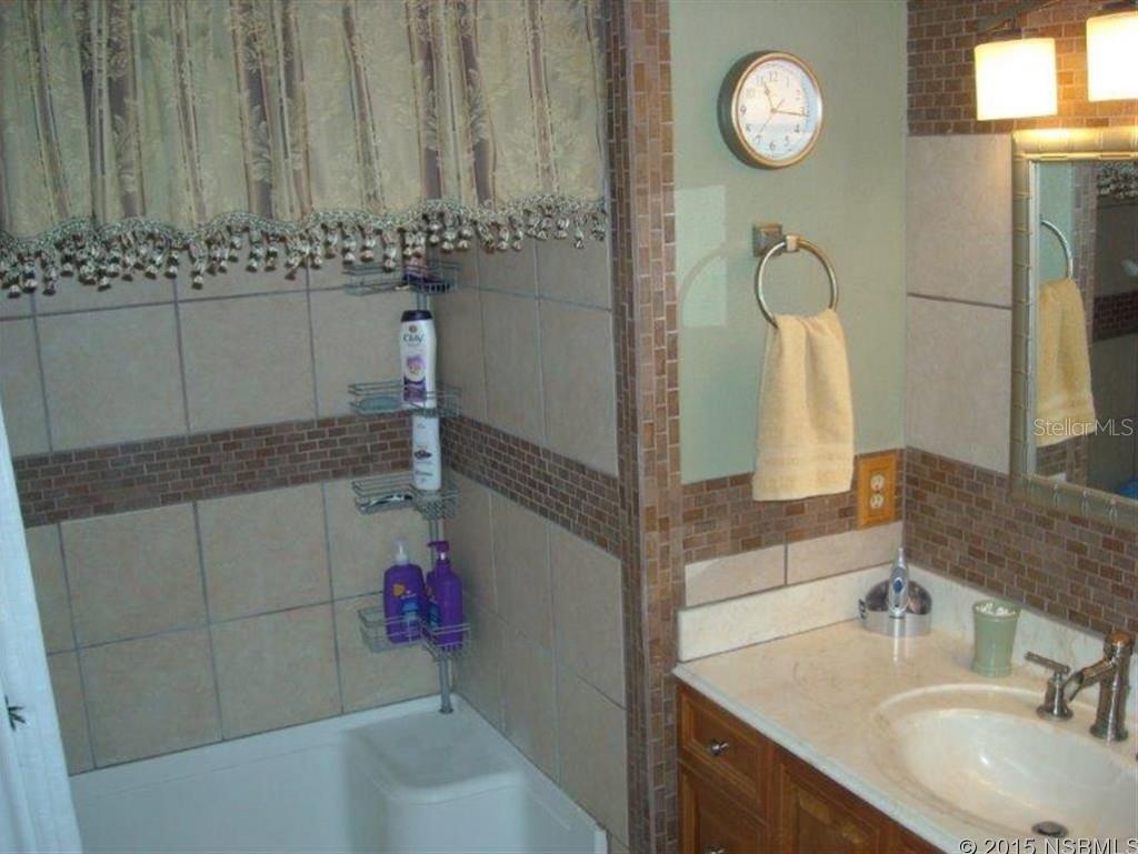 Florida Shores 01 - Residential