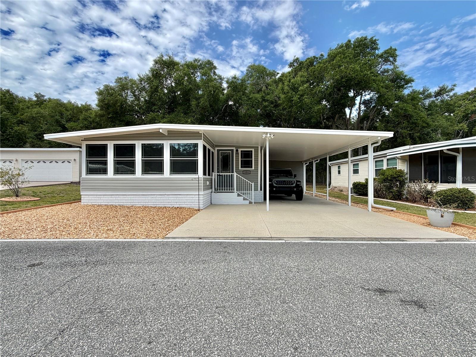 HAWTHORNE AT LEESBURG A COOP - Residential