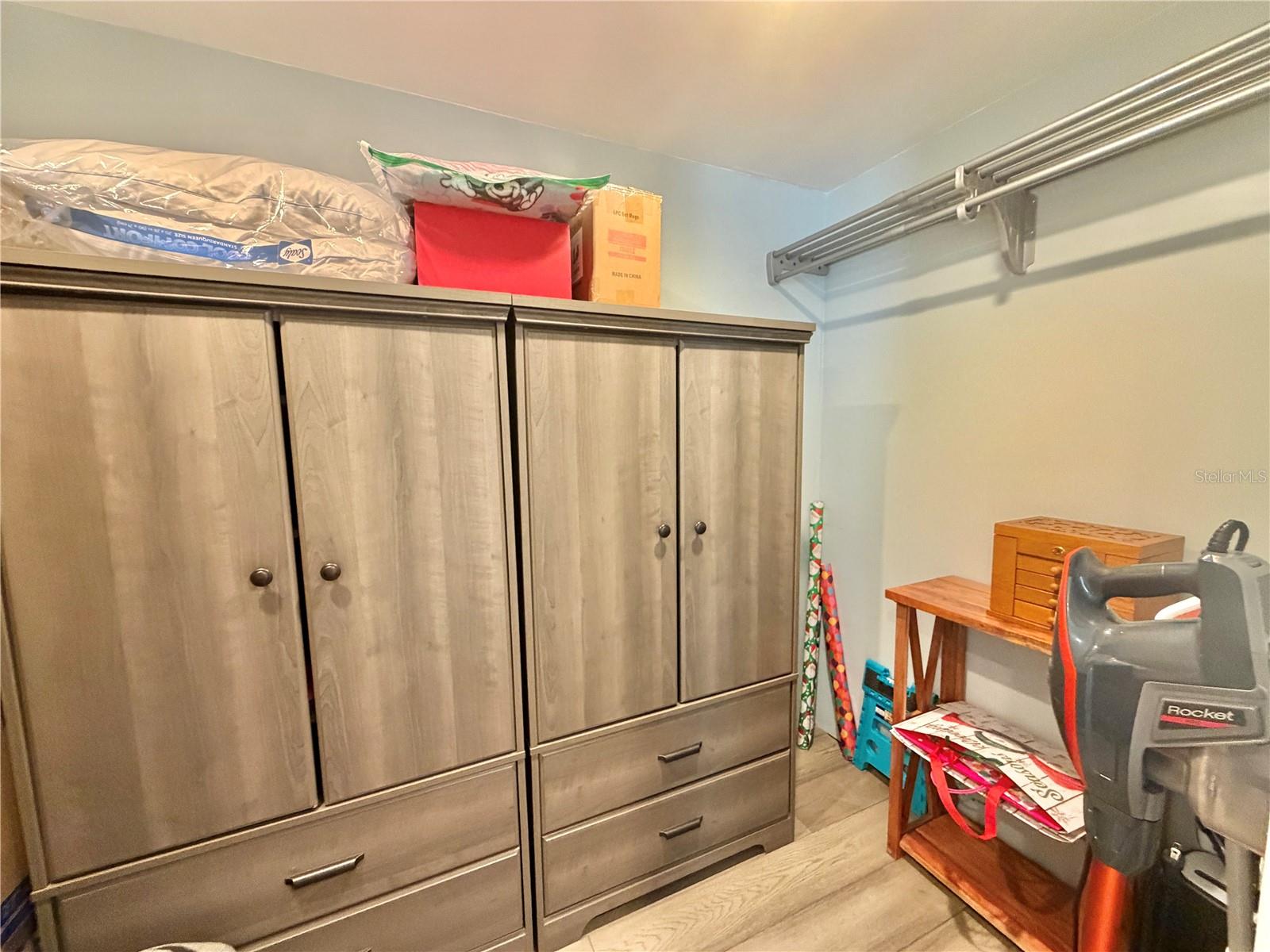 HAWTHORNE AT LEESBURG A COOP - Residential