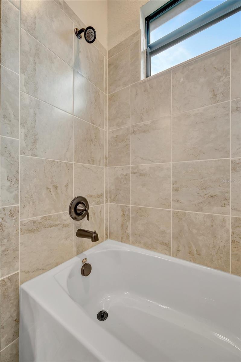 LAKEWOOD NATIONAL GOLF CLUB PH I - Residential