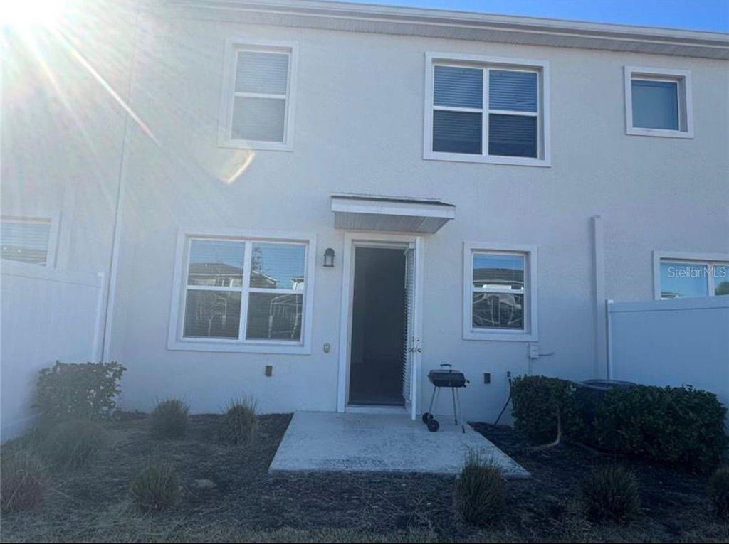 Photo of 283 Nine Iron Drive, Davenport, FL 33896 (MLS # S5144644)